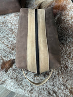 Brown/tan travel bag